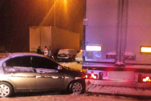 Масова ДТП на Полтавщині: на автодорозі «Київ-Харків» зіткнулися 5 автомобілів