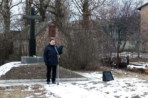 У Гребінці запалили свічки пам`яті жертвам Голодомору