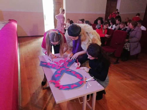 У Гребінці пройшли заходи до Всесвітнього Дня боротьби зі СНІДом