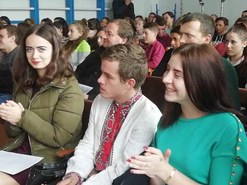 На Гребінківщині провели «Веселку робітничих професій»