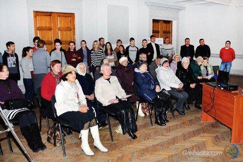 У Гребінці показали виставку портретів колишніх жертв нацизму