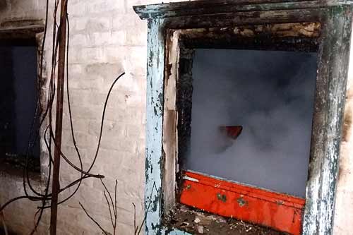  Полтавець отримав тяжкі <b>опіки</b> під час пожежі у власному будинку (ФОТО) 
