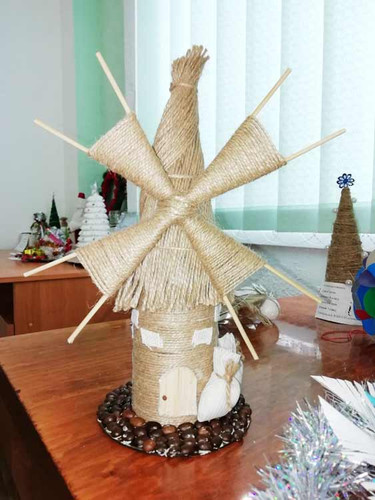 На Гребінківщині відбувся конкурс новорічних композицій