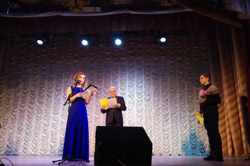 "Зоряний час": на Гребінківщині відзначили найталановитіших учнів і вч