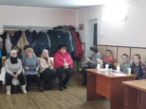 У Лубнах бабусі відвідують дітей школи – інтернату