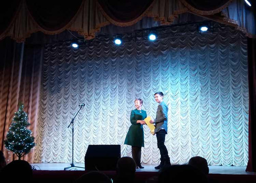 "Зоряний час": на Гребінківщині відзначили найталановитіших учнів і вч