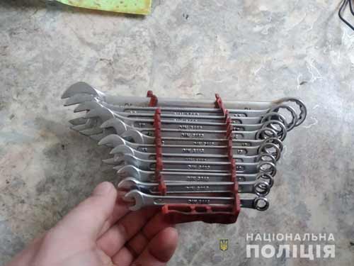 У Миргороді затримали серійного крадія з авто