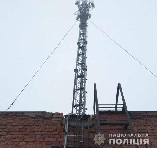 Полтавські поліцейські затримали крадія кабелів зв’язку