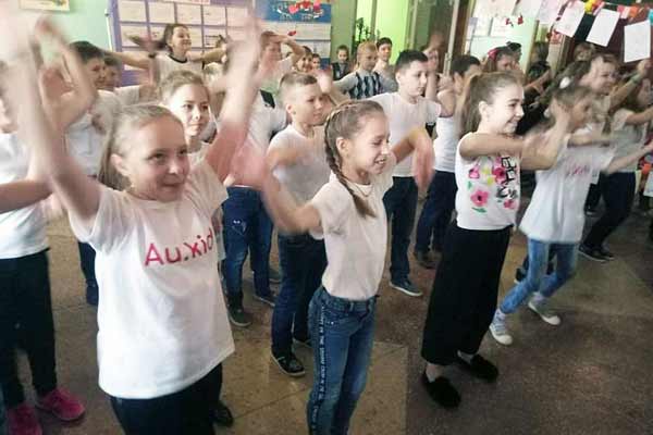 У школах Пирятина відзначили Міжнародний день рідної мови