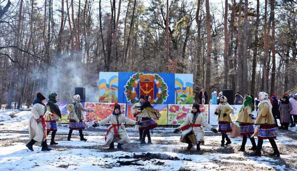 У Пирятині гучно та весело проводжали Зиму та зустрічали Весну