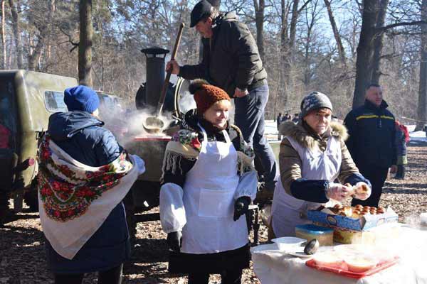 У Пирятині гучно та весело проводжали Зиму та зустрічали Весну