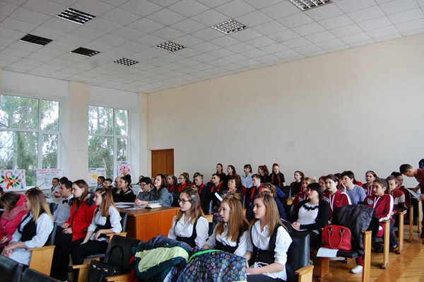 Переможці фестивалю-конкурсу «Молодь обирає здоров’я»