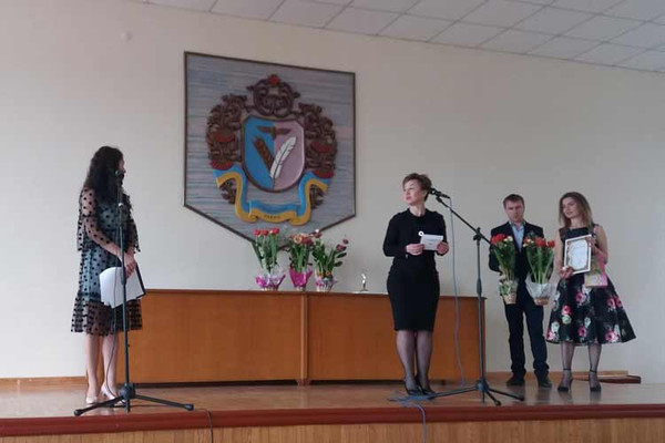 На Гребінківщині провели конкурс "успішних жінок"