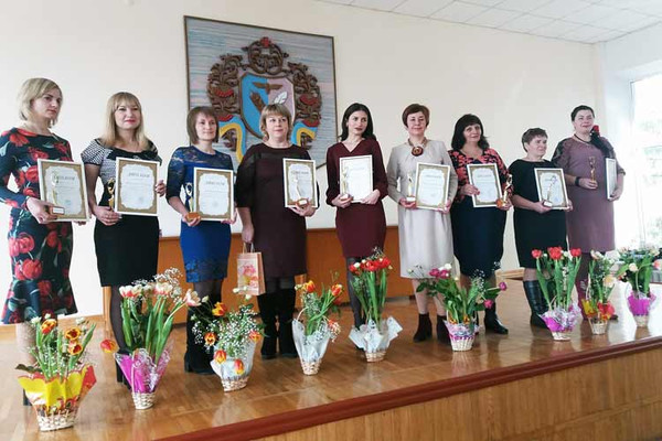 На Гребінківщині провели конкурс "успішних жінок"