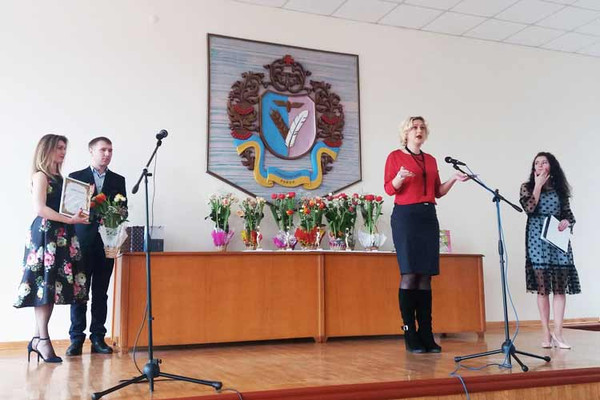 На Гребінківщині провели конкурс "успішних жінок"