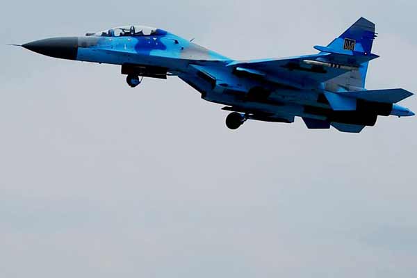 Повітряні бої у хмарах: на Полтавщині провели тренування винищувачів