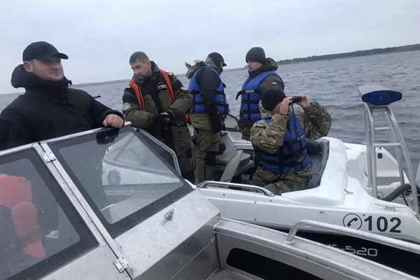 З 1 квітня заборонено добувати водні біоресурси