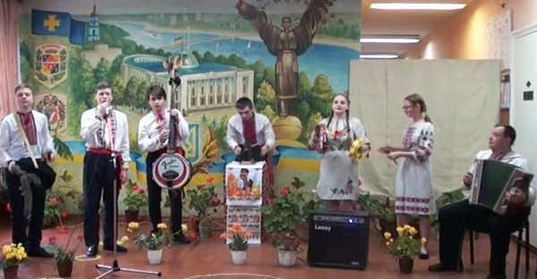 На Гребінківщині відбувся огляд-конкурс художньої самодіяльності учнів