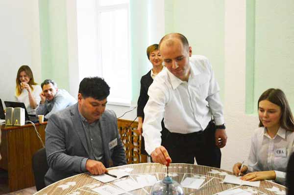 У Гребінці відбулася гра клубу «Що? Де? Коли?»