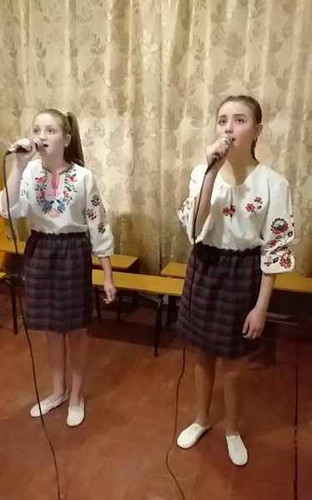 На Гребінківщині відбувся огляд-конкурс художньої самодіяльності учнів