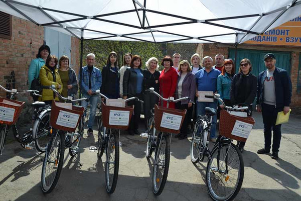 На Полтавщині для волонтерів придбали нові велосипеди
