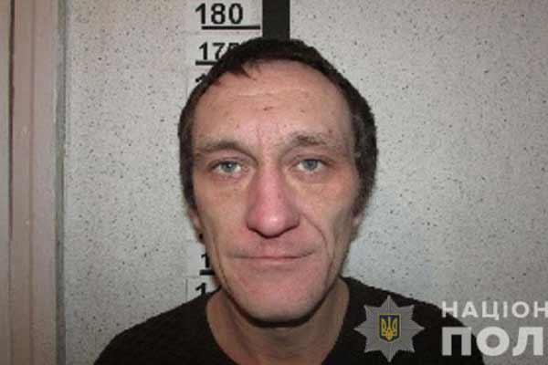 За скоєння злочину поліція Полтавщини розшукує мешканця міста Гребінки