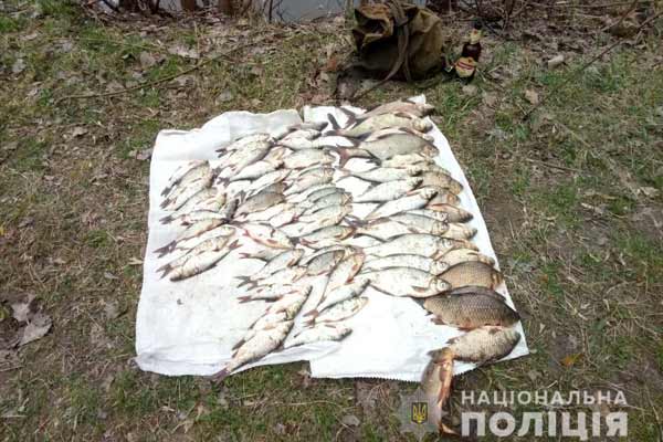 У Лубнах затримали браконьєра, який ловив рибу «павуком»