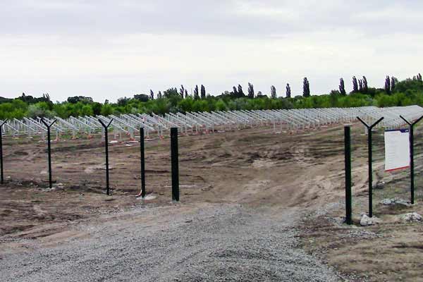 Будівництво наземної фотоелектричної сонячної електростанції