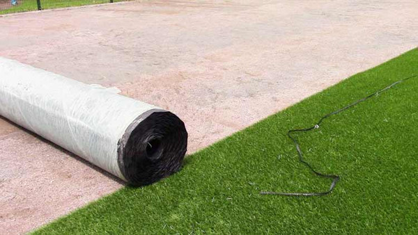 Спортивний майданчик зі штучним покриттям