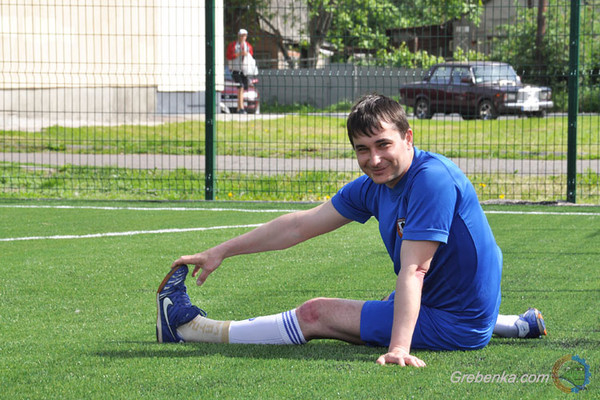 Сучасне міні-футбольне поле відкрили у Гребінці