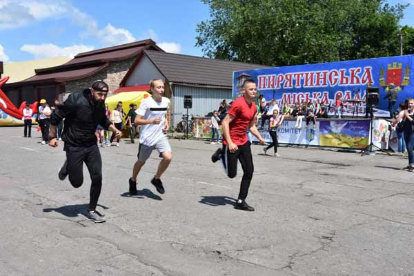 До Дня Європи у Пирятині відбувся забіг «Пирятинська миля»
