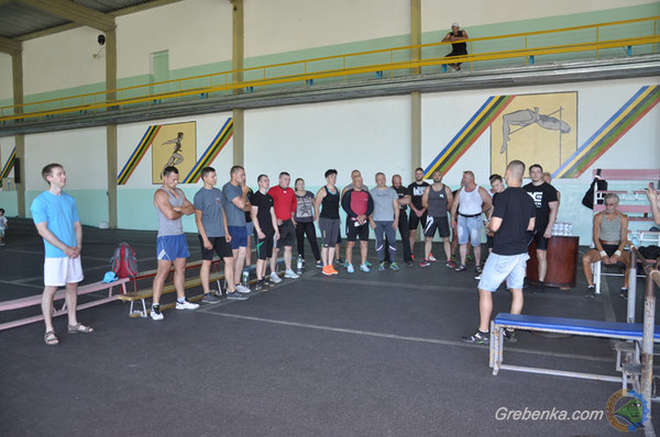 Відкритий Чемпіонат Гребінківщини з багатоповторного жиму штанги