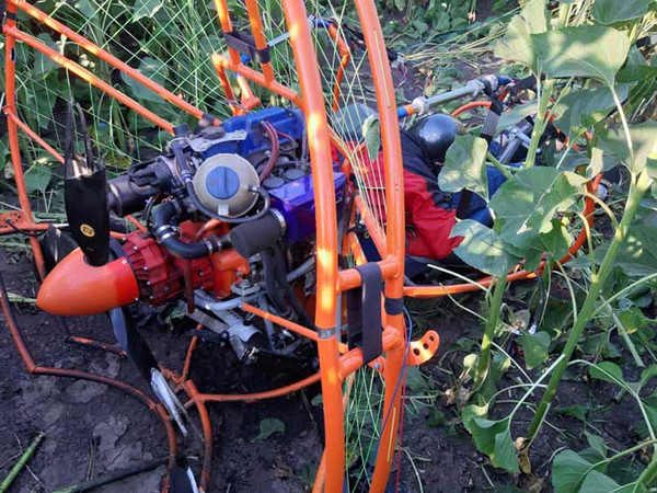 На Полтавщині унаслідок падіння паратрайку загинули двоє чоловіків