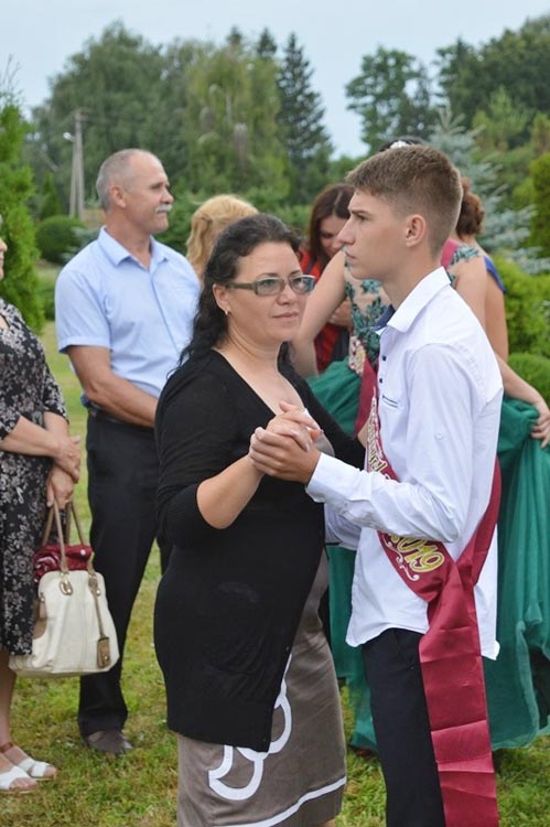 Випускний вечір для закладів середньої освіти Гребінківського району