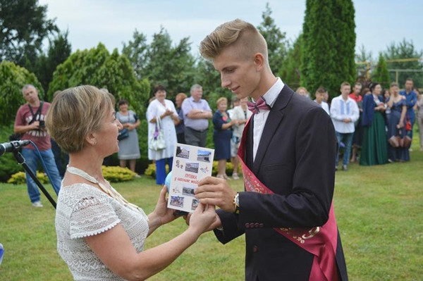 Випускний вечір для закладів середньої освіти Гребінківського району