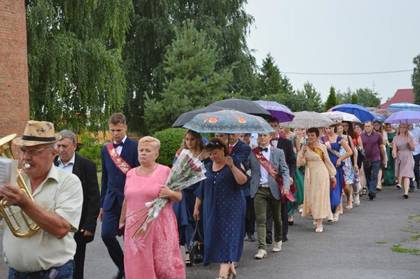 Випускний вечір для закладів середньої освіти Гребінківського району