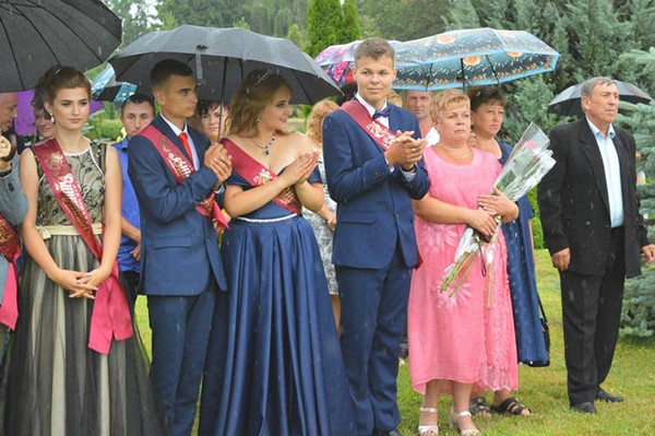 Випускний вечір для закладів середньої освіти Гребінківського району