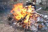  У Гребінці нехтуючи ПППБ при спалюванні <b>сміття</b> сталася пожежа 