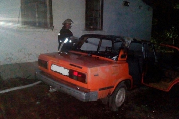 Пожежа у легковому автомобілі «ВАЗ-2107»