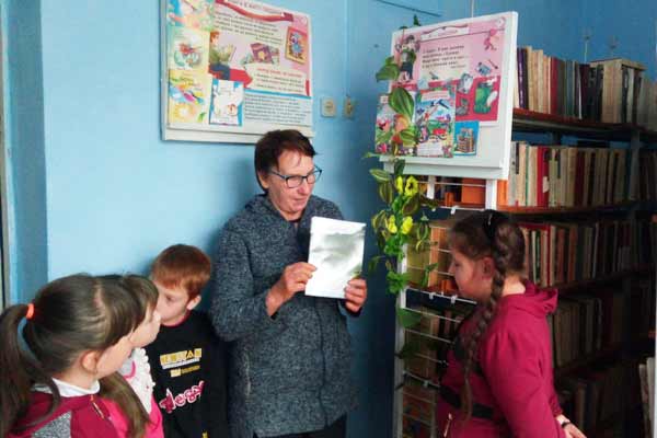 Бібліотека Нової української школи