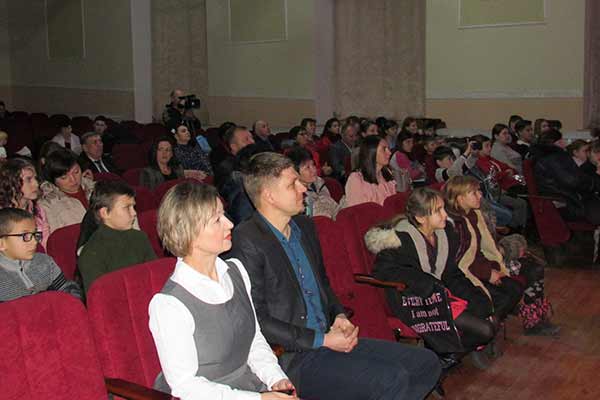 На Гребінківщині нагородили кращих освітян року