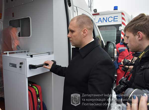 автопарк машин швидкої допомоги