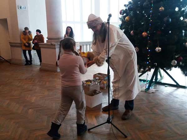 Для дітей із багатодітних родин Гребінківщини влаштували свято