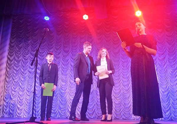 На Гребінківщині нагородили кращих освітян року