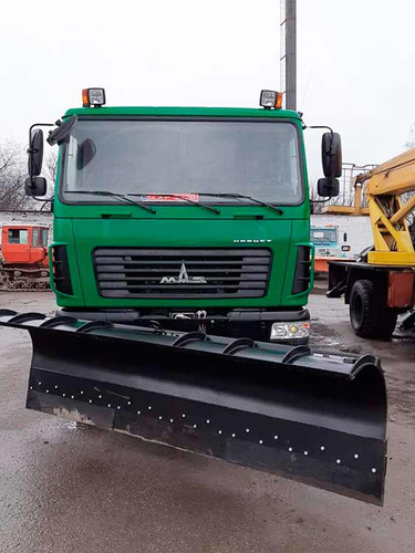 Автопарк Гребінківського ККП поповнився вакуумною асенізаційною машино Автопарк Гребінківського ККП поповнився вакуумною асенізаційною машино