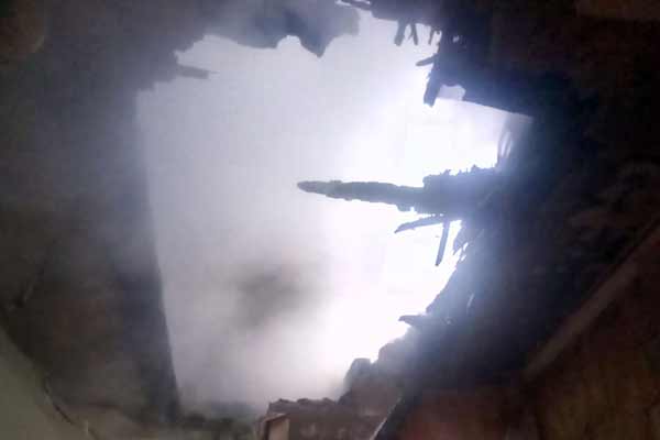 На Гребінківщині через несправну піч згорів будинок