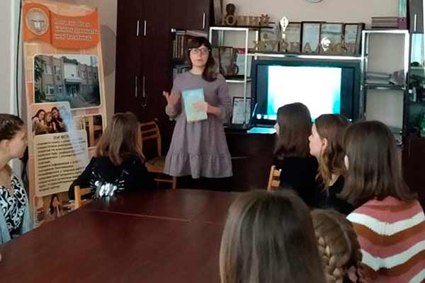 Творчі здобутки вихованців літературних студій