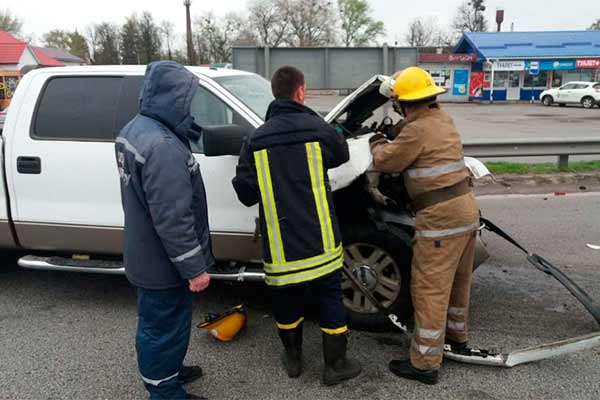 ДТП на Пирятинщині: пікап Ford врізався у «ГАЗель»