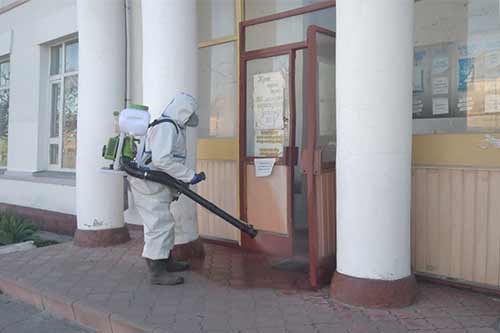 Лабораторно коронавірус підтвердили у 2 жителів Пирятинщини
