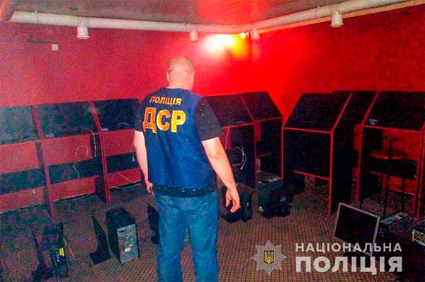 Припинення протиправної діяльністі мережі гральних закладів